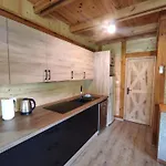 Dom Nad Stawem Krawno Nyaraló *